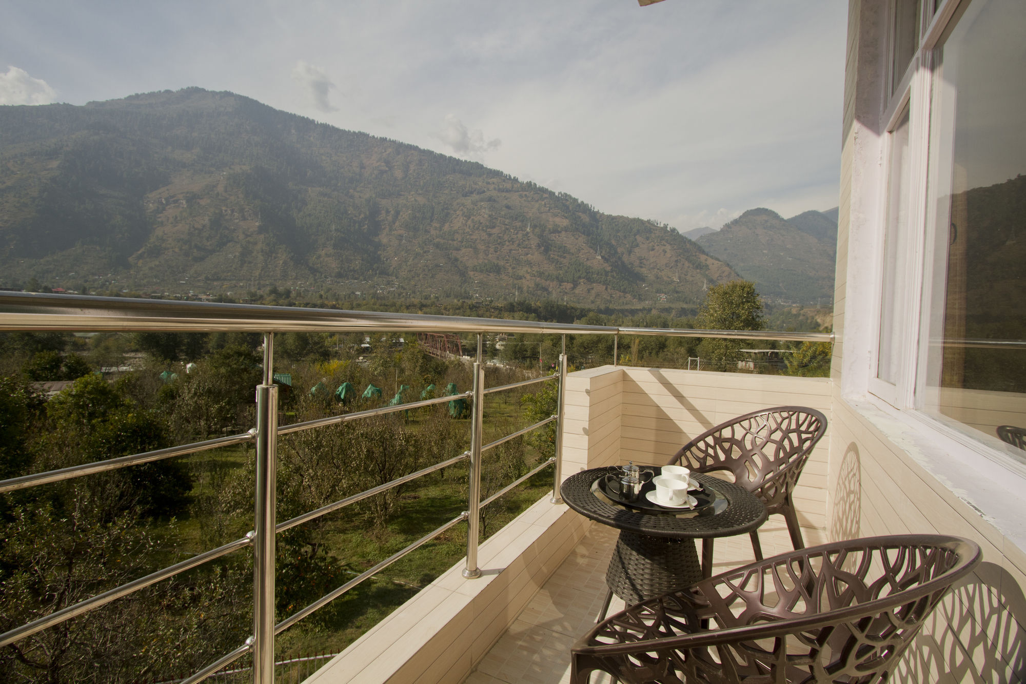 Adb Rooms Snow Touch Resort Manāli Exterior foto
