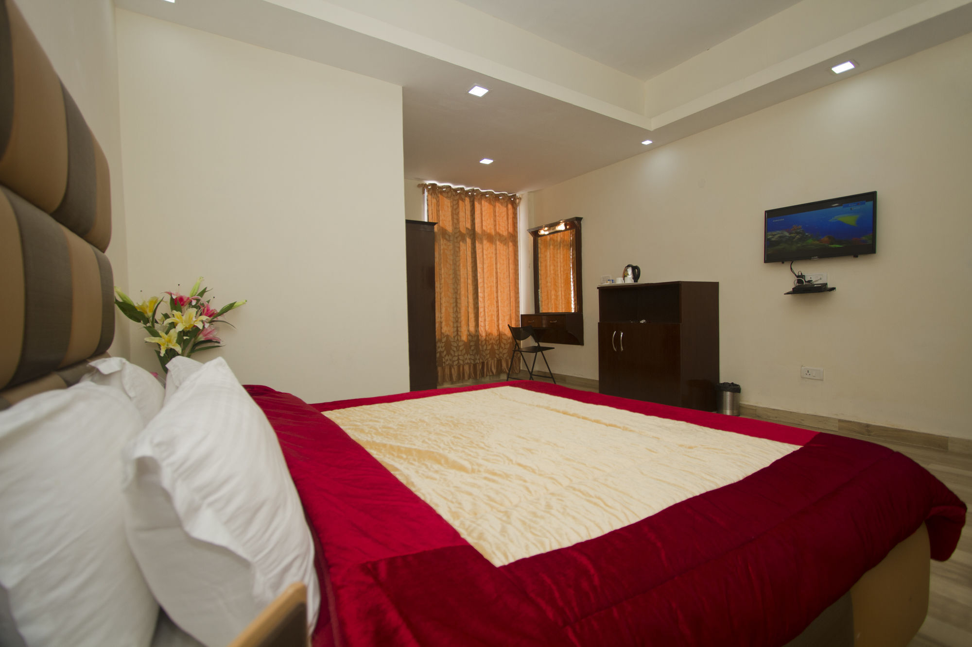 Adb Rooms Snow Touch Resort Manāli Exterior foto